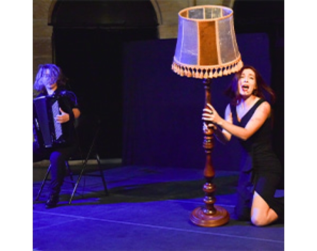 A Contre Tango
